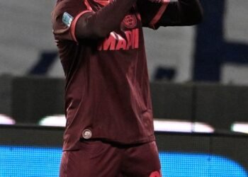 Lanús se impone con contundencia ante Talleres y avanza en el Clausura 2026