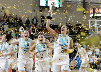 Las Gigantes de Argentina conquistan su cuarto Sudamericano de básquet femenino