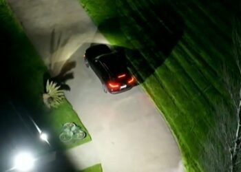 Lionel Messi llega al Cementerio El Prado para despedir a su padre