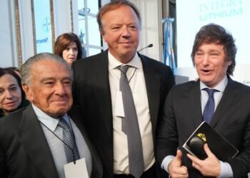 Milei y Eurnekian, en el centro de un conflicto por la concesión de aeropuertos