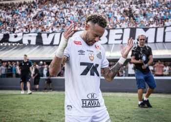 Neymar deja en el aire su futuro futbolístico tras diciembre