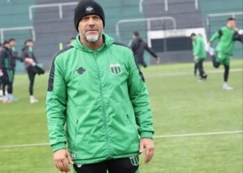 Nueva Chicago se disculpa con Midland tras las declaraciones de Lotito