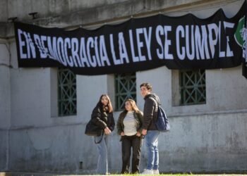 Paro nacional universitario impacta en todas las facultades del país