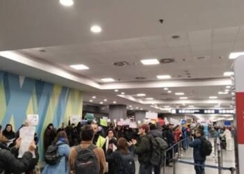 Protesta de trabajadores en Aeroparque por delegado despedido genera demoras