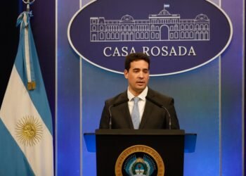 Ravier aclara que Cerimedo no está vinculado a Javier Milei