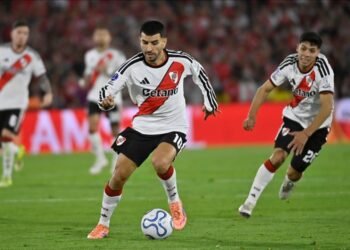River y Vélez se enfrentan en un duelo clave del Clausura 2026