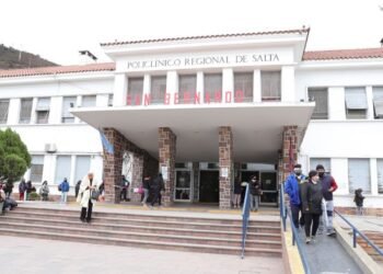Salta limita atención a extranjeros y optimiza servicios de salud
