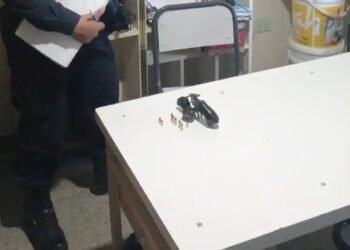 Tensión en Tucumán: Alumna de 12 años lleva un arma a la escuela