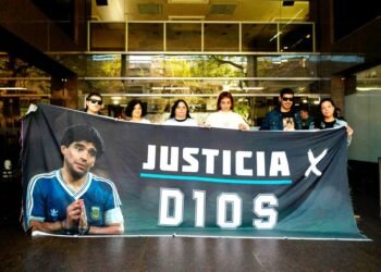 Testimonios clave en el juicio por la muerte de Maradona: nefrólogo y toxicólogo declaran este martes