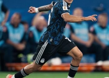 Thiago Almada en la mira: Flamengo se planta ante River