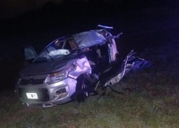 Trágico accidente en la Ruta 2 deja un muerto y un herido grave