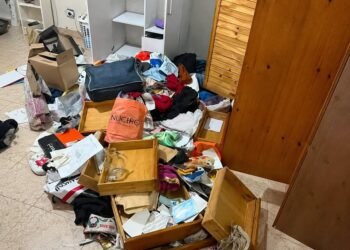 Tres delincuentes asaltan y golpean a una jubilada en La Matanza