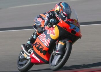 Valentín Perrone alcanza el podio en el GP de Gran Bretaña de Moto3