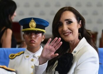 Villarruel exige más apoyo estatal al campo y critica la carga impositiva