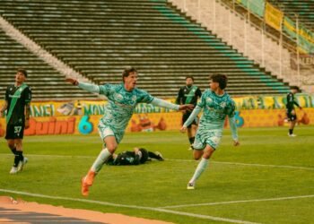 Aldosivi volvió a sonreír: venció a Banfield y respira en la lucha por la permanencia