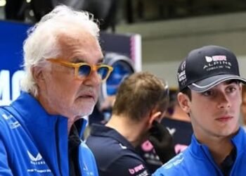 Briatore critica duramente a Colapinto tras el choque en Azerbaiyán