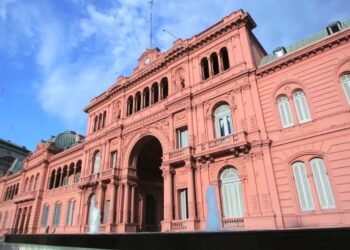 Chiara Ferreyra Romano asume como directora de Dictámenes en Comunicación y Medios
