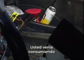 Conductor ebrio en la Riccheri: sin cinturón, seguro ni VTV