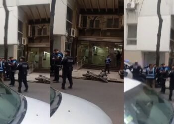 Detenidos tras chocar contra policías y un motociclista en Recoleta