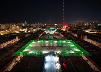 El Hospital Garrahan reinicia los traslados aéreos nocturnos tras más de una década