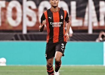 El Milan sorprende con una derrota ante el Benfica en la Europa League