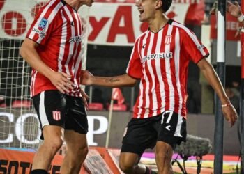 Estudiantes de La Plata se enfrenta a Corinthians en la ida de los cuartos de final de la Libertadores