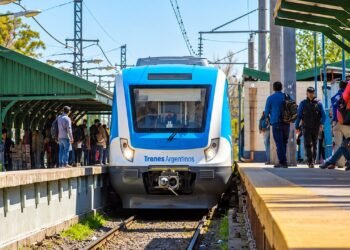 Inconvenientes en los trenes Roca y Sarmiento: demoras y cancelaciones en el AMBA