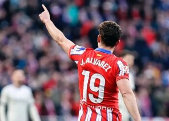 Julián Álvarez se queda en el Atlético de Madrid tras un tenso mercado de pases