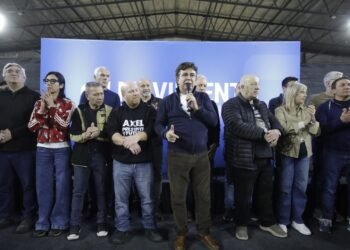 Kicillof impulsa su candidatura presidencial con un plenario en Saladillo