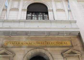 La CNE pide prudencia en la reforma electoral ante el debate legislativo