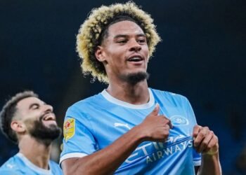 Manchester City avanza en la Copa de la Liga tras vencer 5-0 a Norwich