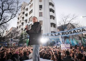 Máximo Kirchner levanta la voz en el acto por el atentado a Cristina
