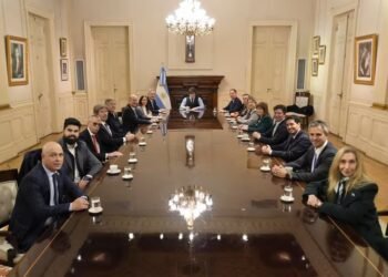 Milei convoca a su Gabinete para discutir el Presupuesto 2027 y Malvinas