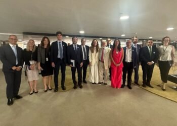 Oposición argentina se reúne con funcionarios brasileños para mejorar relaciones bilaterales
