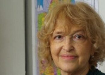 Puiggrós: La educación argentina ha avanzado desde el 2000, pero los PISA revelan desafíos