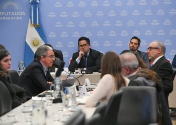 Representantes Fintech defienden su rol frente a la morosidad en Diputados