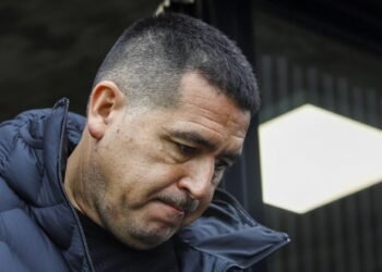 Riquelme responde al reclamo de Vélez: ‘Los partidos se ganan en la cancha’