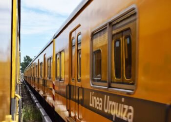 Tren Urquiza opera con servicio limitado tras hallazgo de un jubilado fallecido en Devoto