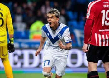 Vélez Sarsfield se suma a la cima de la Zona A tras vencer a Estudiantes