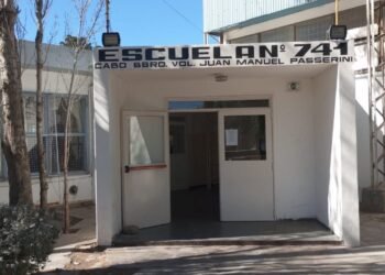 Allanan a joven en Puerto Madryn por crear serie porno animé con imágenes de compañeras