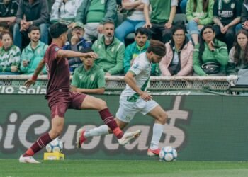 Banfield y Lanús igualaron 1 a 1 en un emocionante clásico del Sur