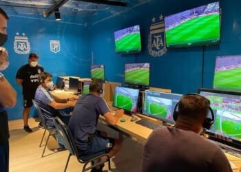 El VAR semiautomático hará su debut en Argentina el 12 de diciembre
