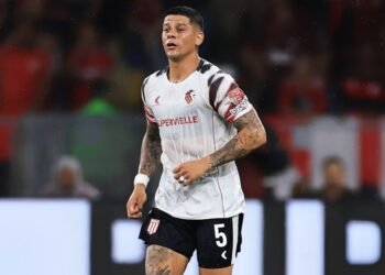 Flamengo reclama a Conmebol por la inclusión de Marcos Rojo en Estudiantes