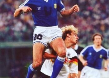 Juan Simón homenajea a Maradona en su cumpleaños: ‘Es un Dios y nuestra bandera’