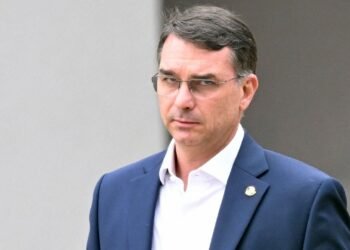 La fiscalía archiva la denuncia contra Flávio Bolsonaro por ingreso irregular