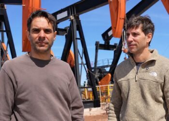 Los Passaglia defendieron su proyecto para eliminar impuestos y agradecieron el respaldo de Macri