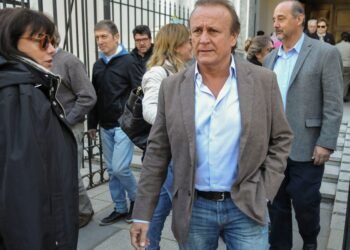 Miguel Del Sel se aleja de Unión tras controversia por un contrato