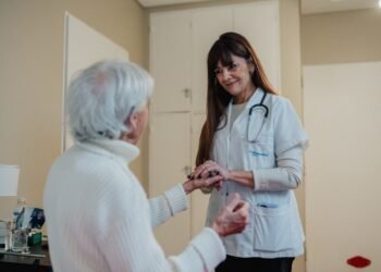 Nuevas técnicas de cuidados paliativos en residencias de larga estadía