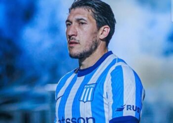 Racing decide apartar a Alfonso Espino del plantel profesional