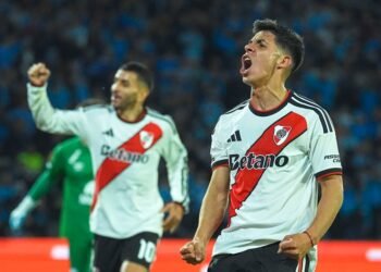 River busca el triunfo decisivo ante un Racing en crisis